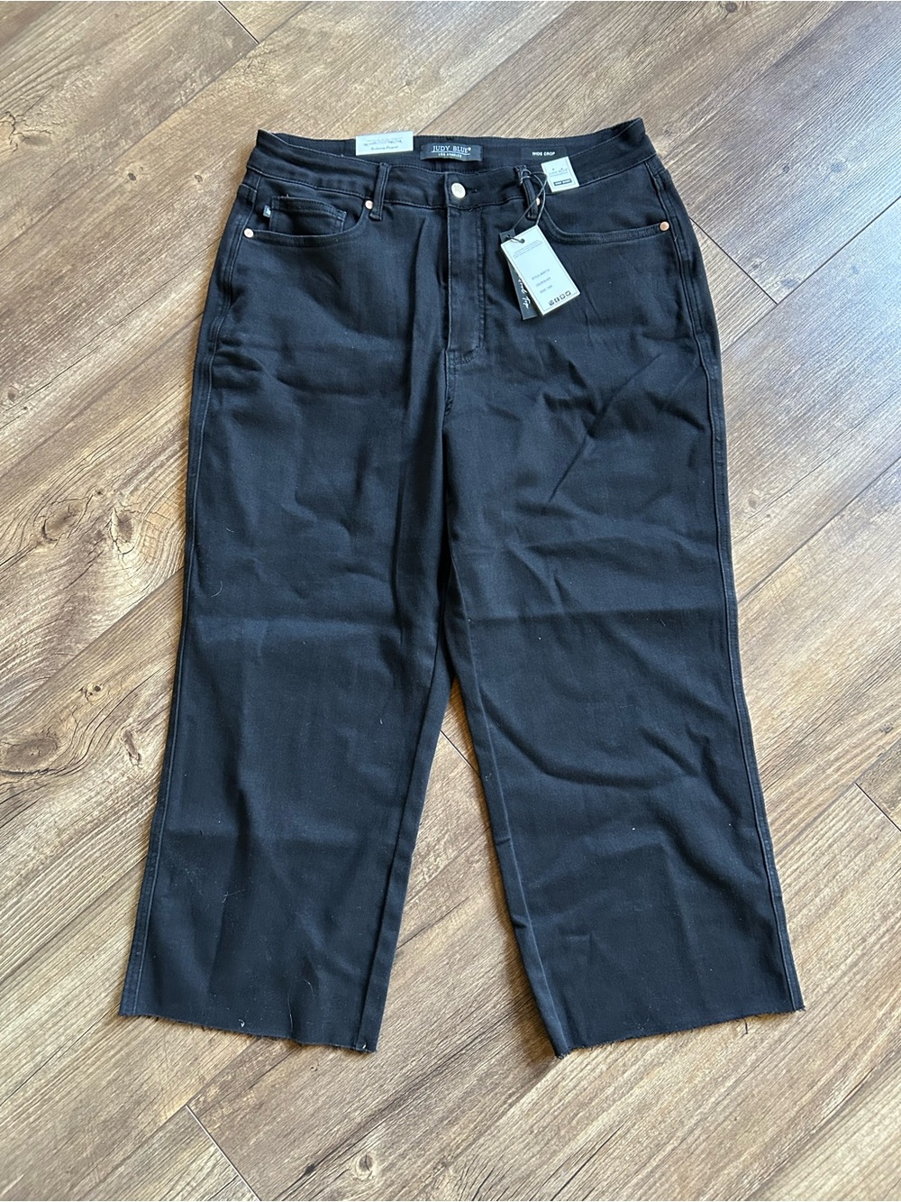 Judy Blue Black High Rise Tummy Contol Wide Crop Jeans